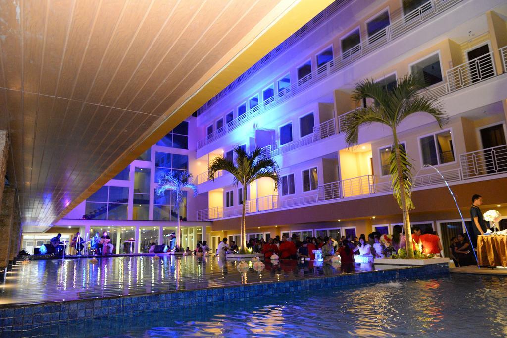Sylvia Hotel Premier Kupang Kupang  Exterior foto